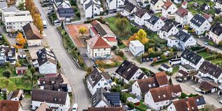 Über unzumutbare Lärmbelästigung klagt eine Nachbarin der Bülowstraße hinter der Grundschule Dätzingen.